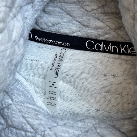 Calvin Klein Performance Gray sweater- size medium - Picture 8 of 8